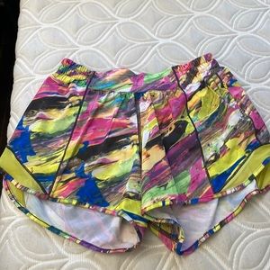 Lululemon hottie hot shorts (long)